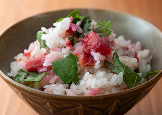 茅乃舎だしのだし炊きごはん　梅と大葉