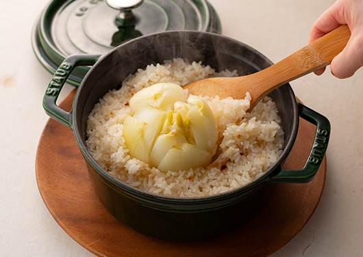 新玉ねぎのだし炊きごはん