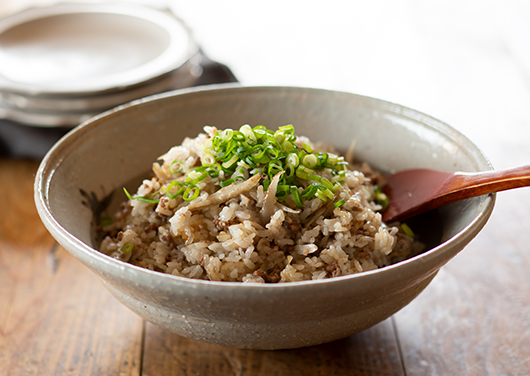 牛ミンチのおこわ風だし炊きごはん