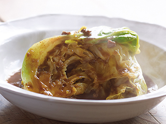 芯までペロリと 春キャベツのカレー煮